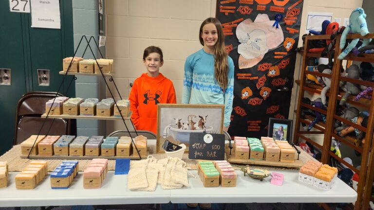 Craft show booth set-up
