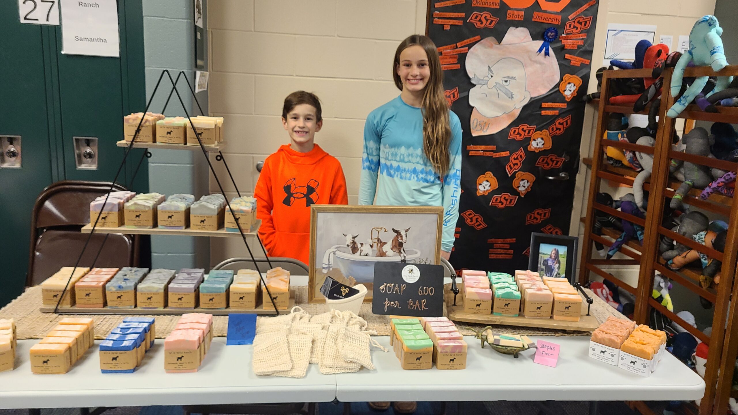 Craft show booth set-up
