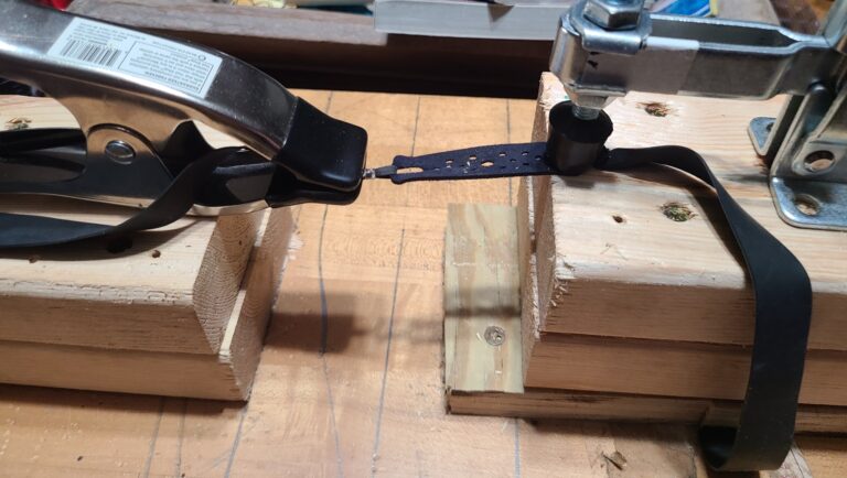 Homemade slingshot band tying jig