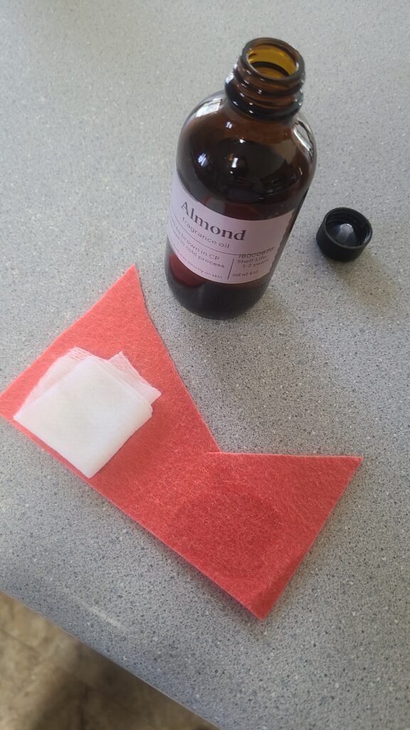 Making the fragrance pack
