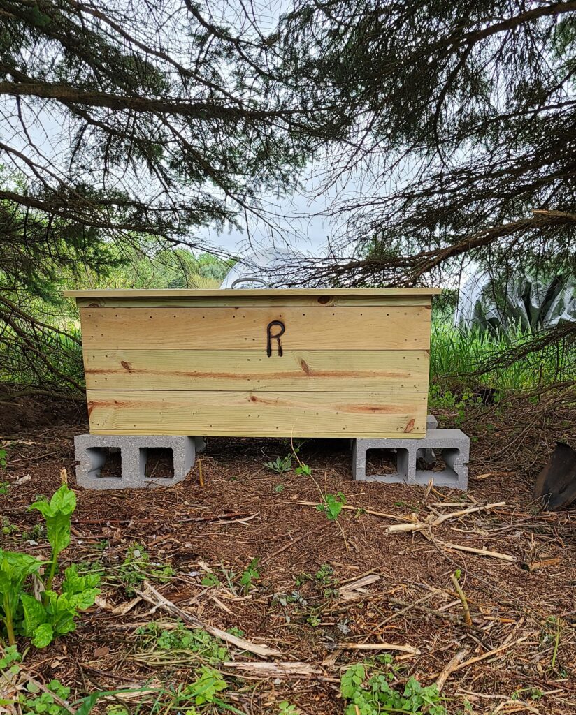 Use wool in a worm bin